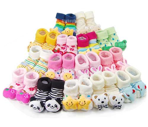 CHAUSSETTES ANTI-DERAPANTES AVEC JOUET – Image 4