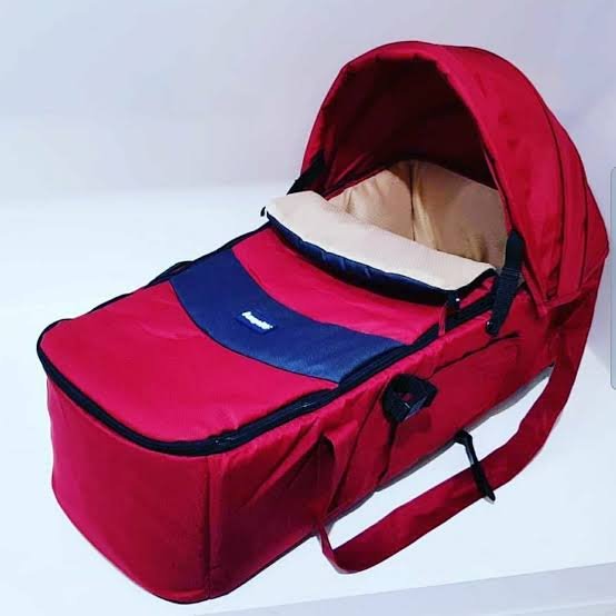 Couffin Chicco pour BéBé Maternita