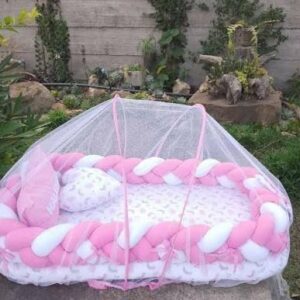 Couffin bébé tressé avec moustiquaire – Confort, sécurité et élégance 🌿👶