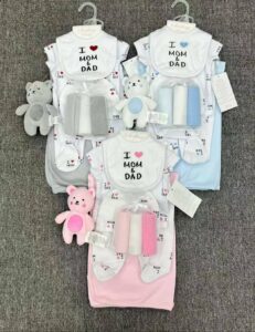 Coffret Naissance Bébé 8 Pieces« I ❤️ MOM & DAD » Maternita Coffret Naissance Bébé 8 Pieces« I ❤️ MOM & DAD » Maternita