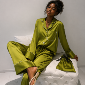 Ensemble Pyjama en Soie pour Femme & Future Maman – Élégance et Confort Absolu | Bambinerie Maternita Dakar