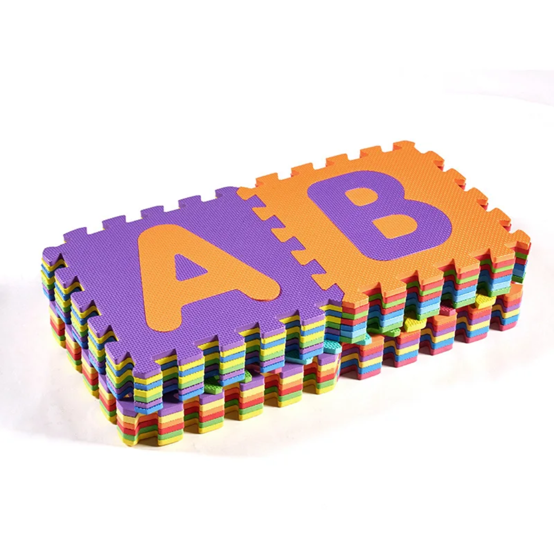 Tapis Puzzle Alphabet 26 Lettres de l’alphabet en Mousse EVA – 30 x 30 cm Maternita