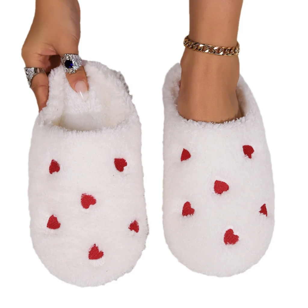 Pantouffles Chaussons d'intérieur  en peluche à motifs cœurs – Femme Maternita Dakar T 37-41