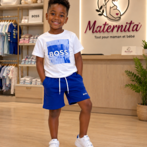 Ensemble BOSS Enfant – T-shirt Blanc & Short Bleu Maternita Dakar
