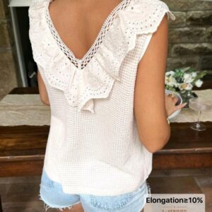 Top en maille ecru sans manches col V volants broderie anglaise taille 40-42 destockage bambinerie maternita dakar