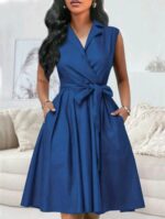 Robe Portefeuille Évasée Bleu Roi avec Poches – Maternité & Post-Partum | Dakar