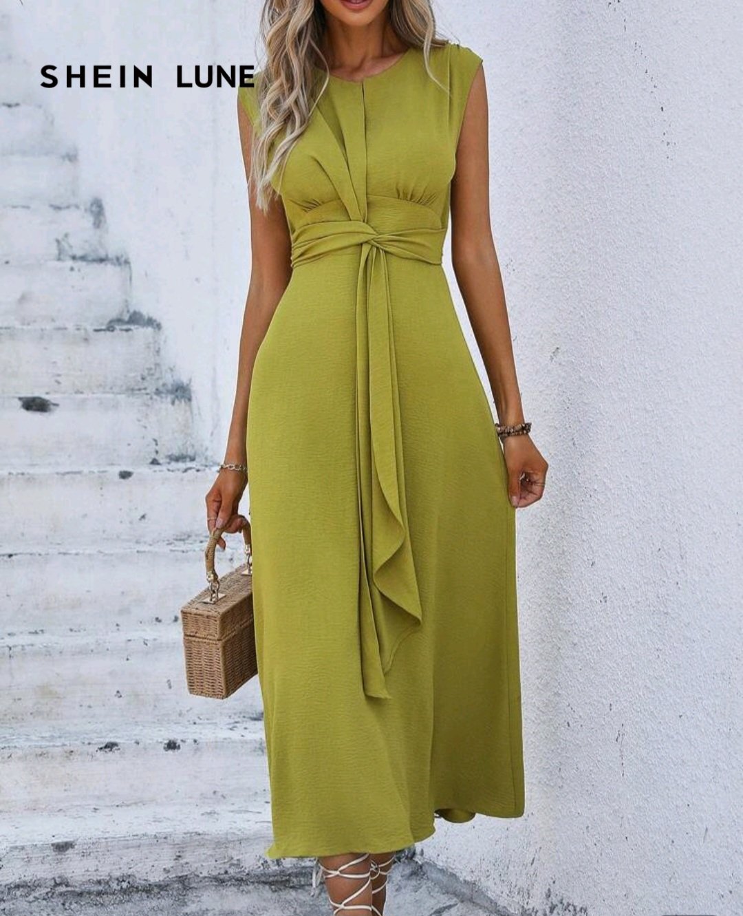 Robe Femme Longue Élégante Vert Olive avec Ceinture Nouée – Idéale Maternité & Femme | Maternita Dakar – Image 2