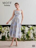 Robe Midi Fleurie Femme Bleu Ciel Élégante – Motif Floral Soirée | Tailles 40 et 42 Maternita DAKAR