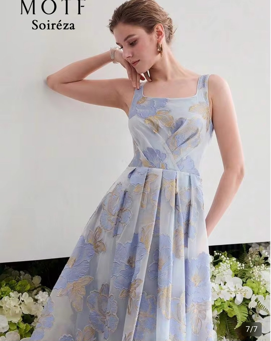 Robe Midi Fleurie Femme Bleu Ciel Élégante – Motif Floral Soirée | Tailles 40 et 42 Maternita DAKAR – Image 7