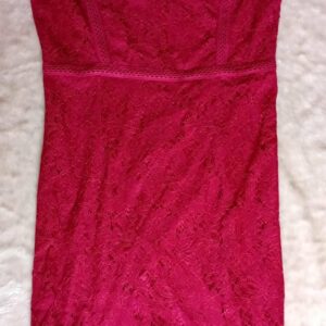 Robe fourreau mi-longue en dentelle rouge taille 40 42 seconde main destock Bambinerie Maternita Dakar