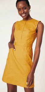 Robe courte sans manches jaune moutarde avec ceinture taille 40-42 Bambinerie Maternita Dakar