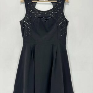 Robe patineuse noire sans manches City Chic avec strass taille 42-44 portée Bambinerie Maternita Dakar