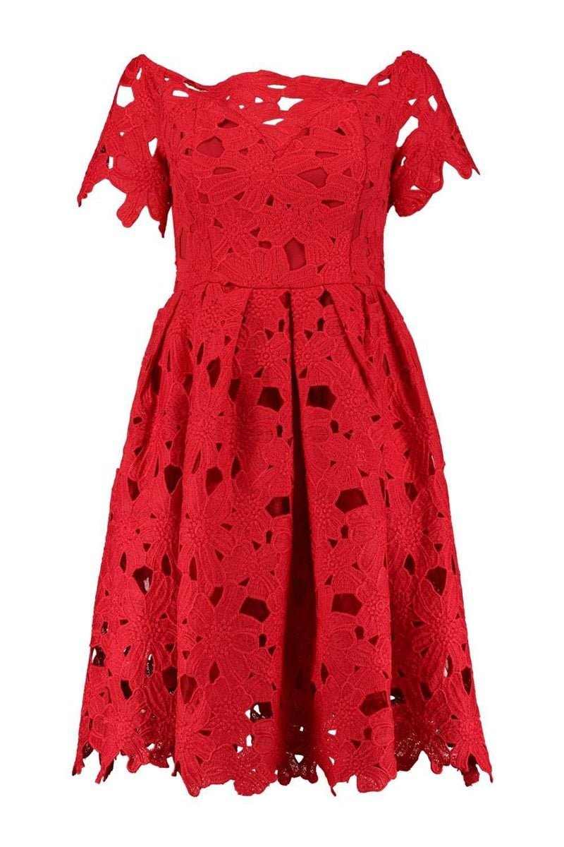 Robe Patineuse Rouge en Guipure Dentelle Épaules Dénudées – Taille 40-42 (Déstockage Seconde Main) | Maternita Dakar – Image 2