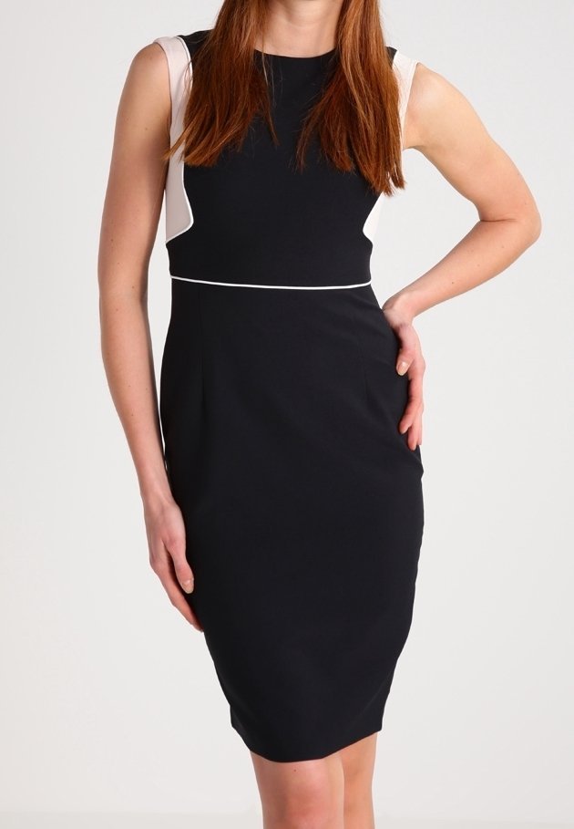 Robe fourreau sans manches bicolore noire et creme portee taille 40-42 Bambinerie Maternita Dakar