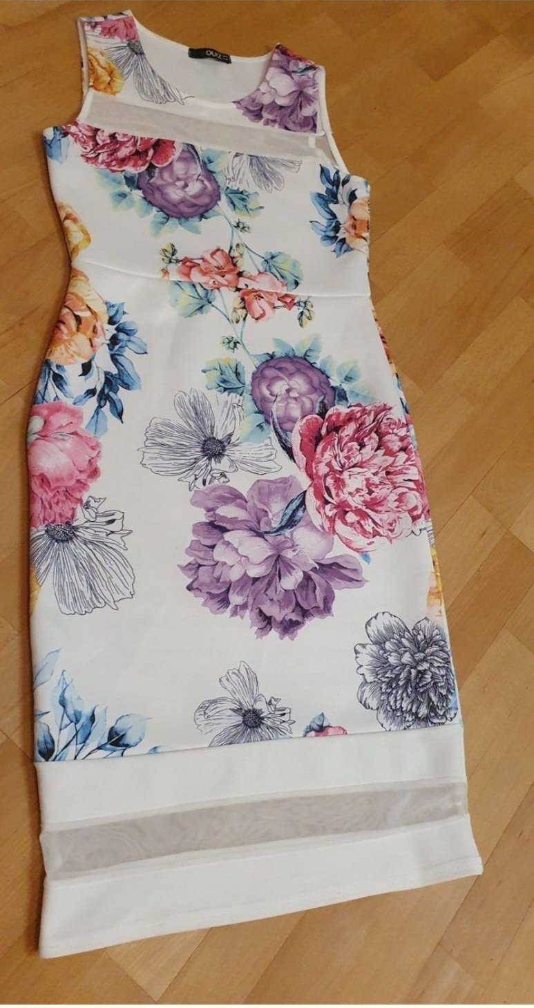 Robe Fourreau FemmeBlanche à Fleurs Pivoines & Bandes Voile – Occasion / Déstockage Taille 40-42 (L) | Bambinerie Maternita Dakar – Image 2