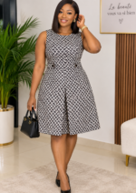 Robe trapèze courte sans manches noir et blanc motif géométrique taille 40 42 Bambinerie Maternita Dakar