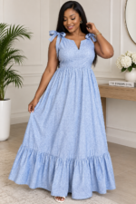 Robe longue ete bleu ciel a bretelles nouees taille 40 42 Bambinerie Maternita Dakar