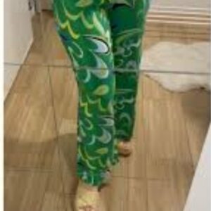 Pantalon fluide femme imprimé abstrait vert et bleu taille 40 déstockage Bambinerie Maternita Dakar
