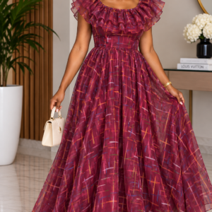 robe-longue-bordeaux-volants-destock-taille-40-bambinerie-maternita-dakar