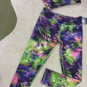 Ensemble de sport femme brassière et legging imprimé tropical multicolore taille 38 40 Bambinerie Maternita Dakar