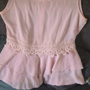 top peplum, blouse rose poudre, destockage dakar, mode femme senegal, maternita dakar, bambinerie dakar, haut chic taille 40, haut chic taille 42