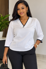 Blouse satinée rouge rubis col V contrasté déstockage Maternita Dakar taille 40 42