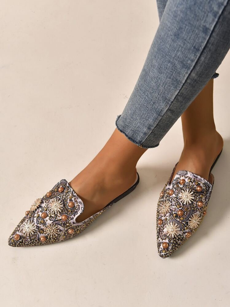 port-mules-habillees-femme-strass-et-perles-bambinerie-maternita-dakar