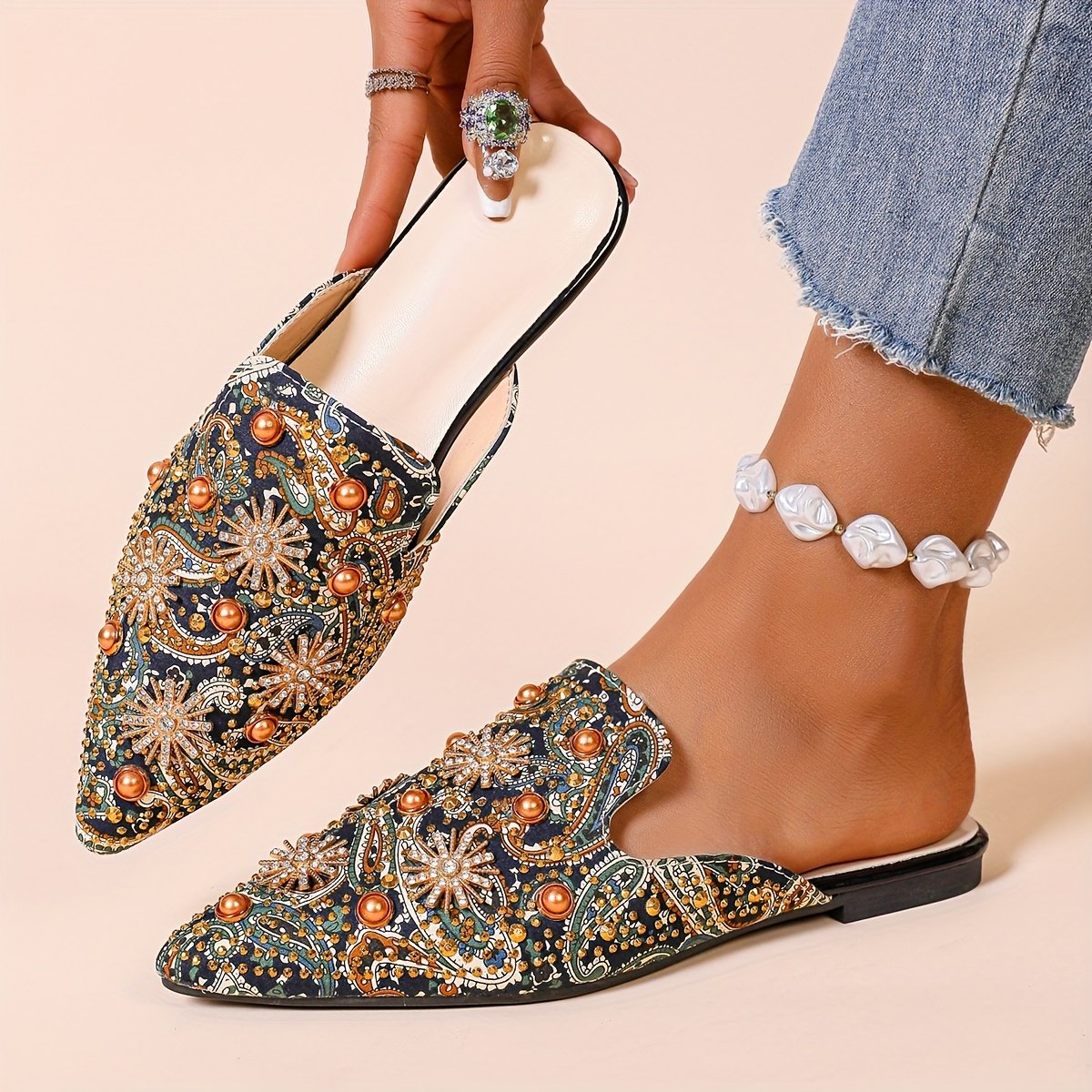 port-mules-habillees-femme-strass-et-perles-bambinerie-maternita-dakar