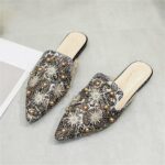 mules-plates-pointues-broderies-baroques-perles-cuivrees-taille-38-dakar