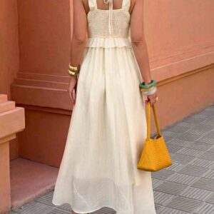 robe-longue-ecru-volants-taille-40-42-dakar